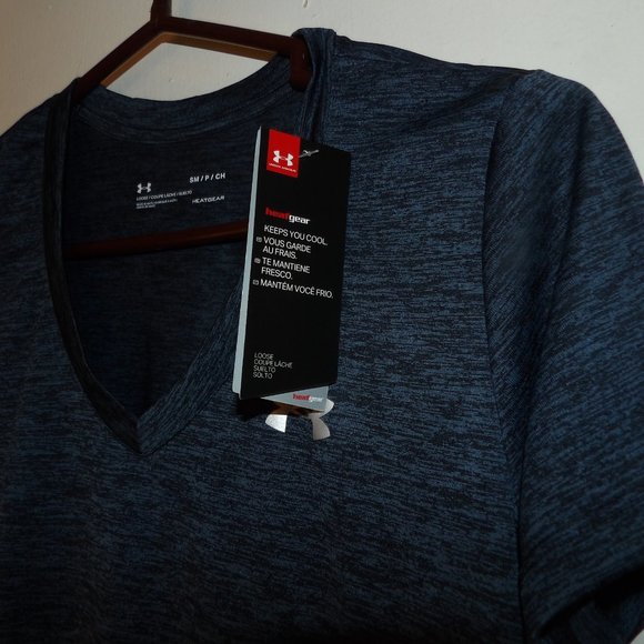 NWT Under Armour Ladies Short Sleeve Top Sz S - Picture 3 of 6